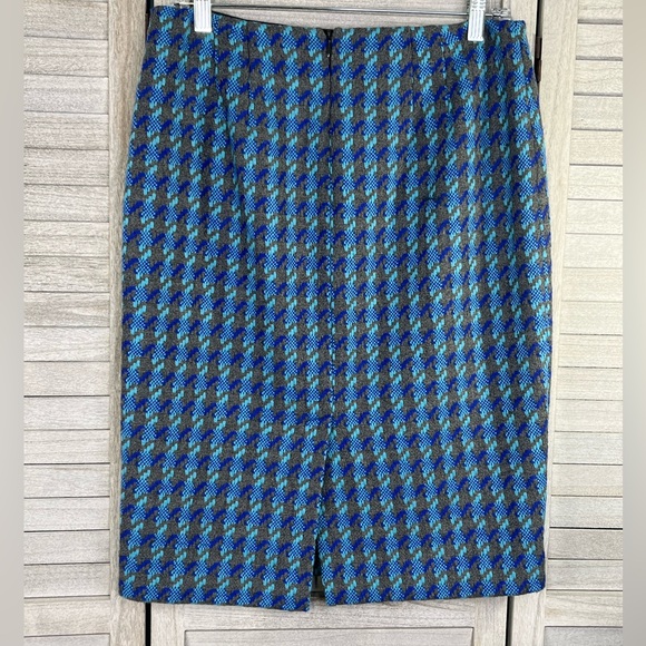 TALBOTS Skirt Wool Blend Houndstooth Gray
Cobalt Aqua-4 - Picture 2 of 3